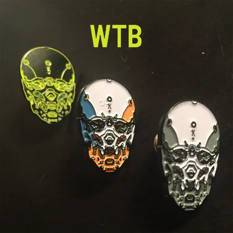 1KCORP-Synthetic-pin-1-inch-soft-enamel-pin-Venomtech-synthetic-3.webp
