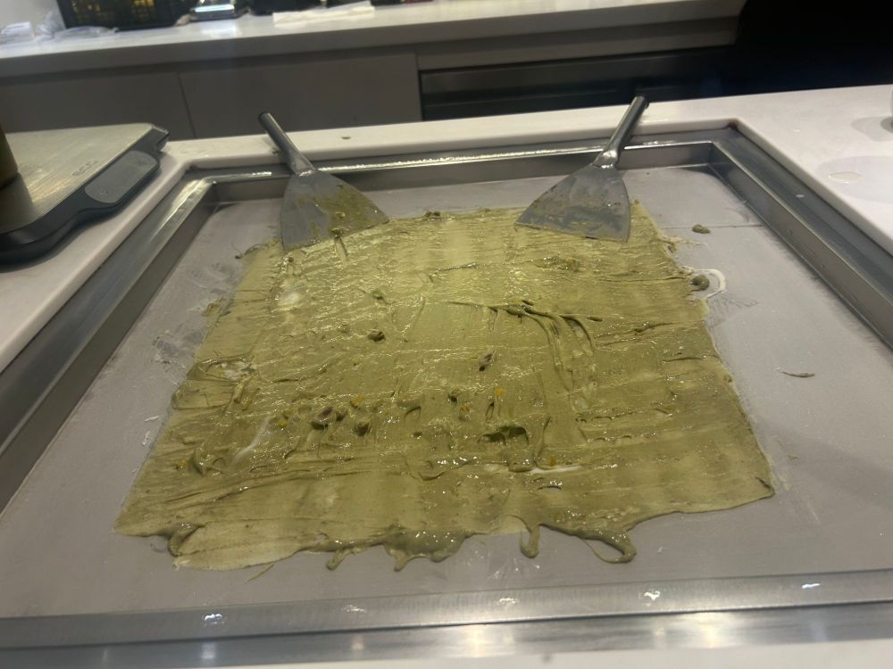k57AvrzUTNSKWzeRnDvBzw.thumb.jpg.257b245b5ea3d88e0f97d7f05db62ff3.jpg